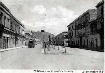 Vecchia Trapani 355 - Trapani - Via G B Fardella anno 1924.jpg